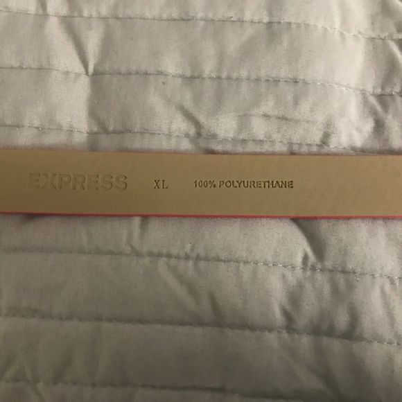 Express Hot Pink Belt - Picture 3 of 4